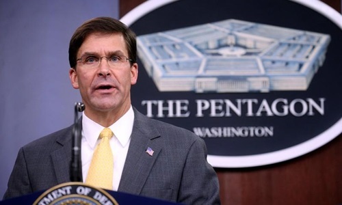 Bộ trưởng Quốc phòng Mỹ Mark Esper trong cuộc họp báo ở Lầu Năm Góc hôm 28/8. Ảnh: Reuters.