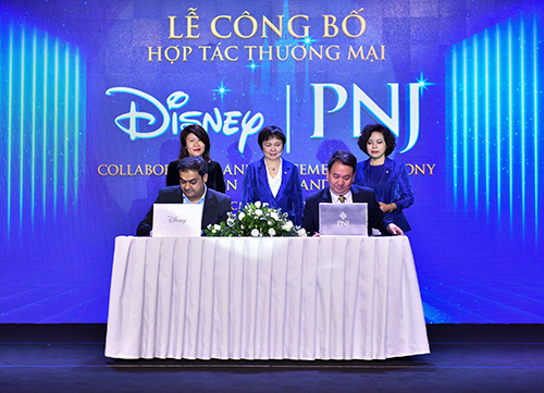 Lễ công bố hợp tác thương mại giữa PNJ và Walt Disney diễn ra tại White Palace, TP HCM.