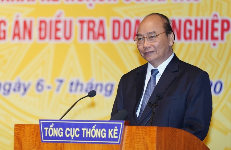 Thủ tướng Nguyễn Xuân Phúc tại Hội nghị của ngành thống kê ngày 6/1. Ảnh: VGP